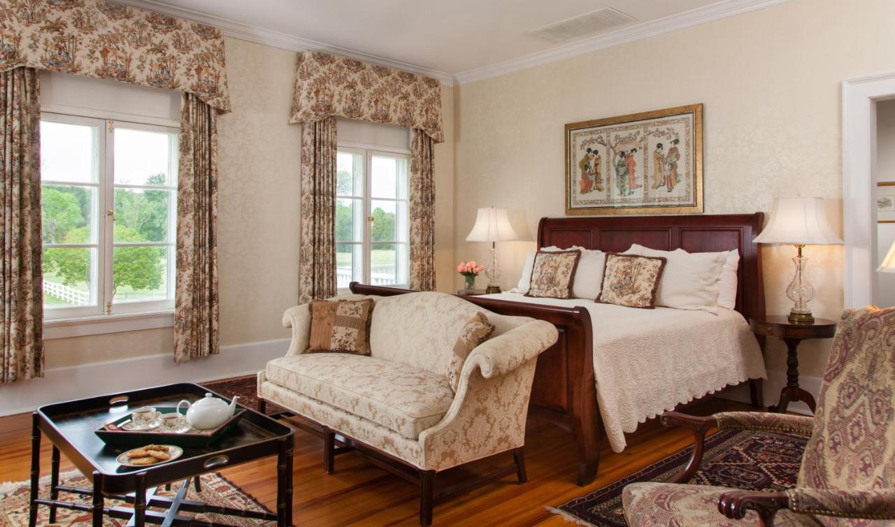 Inn at Warner Hall Gloucester Eksteriør bilde